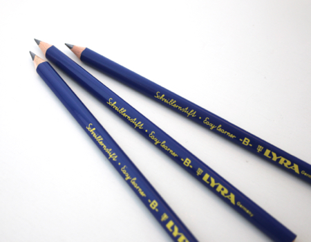 【取扱終了】LYRA 3角鉛筆　