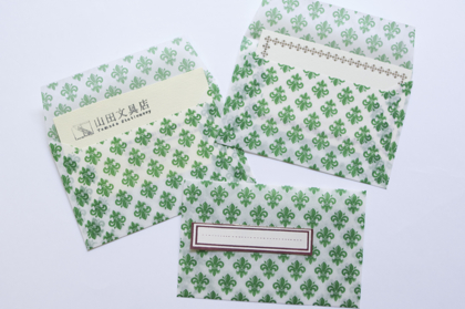【取扱終了】ワックスペーパーの封筒 紋章（白×緑）の商品写真