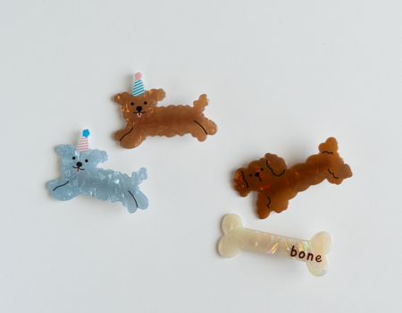 犬のヘアクリップ