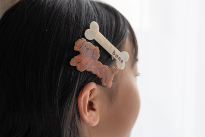 犬のヘアクリップの商品写真