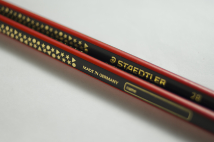 【取扱終了】STAEDTLER トリプラス ジャンボ書き方鉛筆 2Bの商品写真