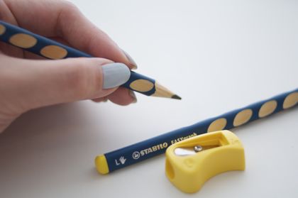 STABILO　イージーグラフ 三角軸鉛筆 HB／鉛筆削りの商品写真