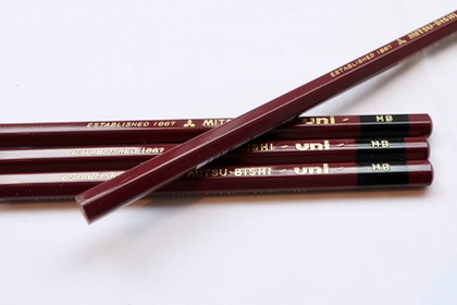三菱鉛筆　uniの商品写真